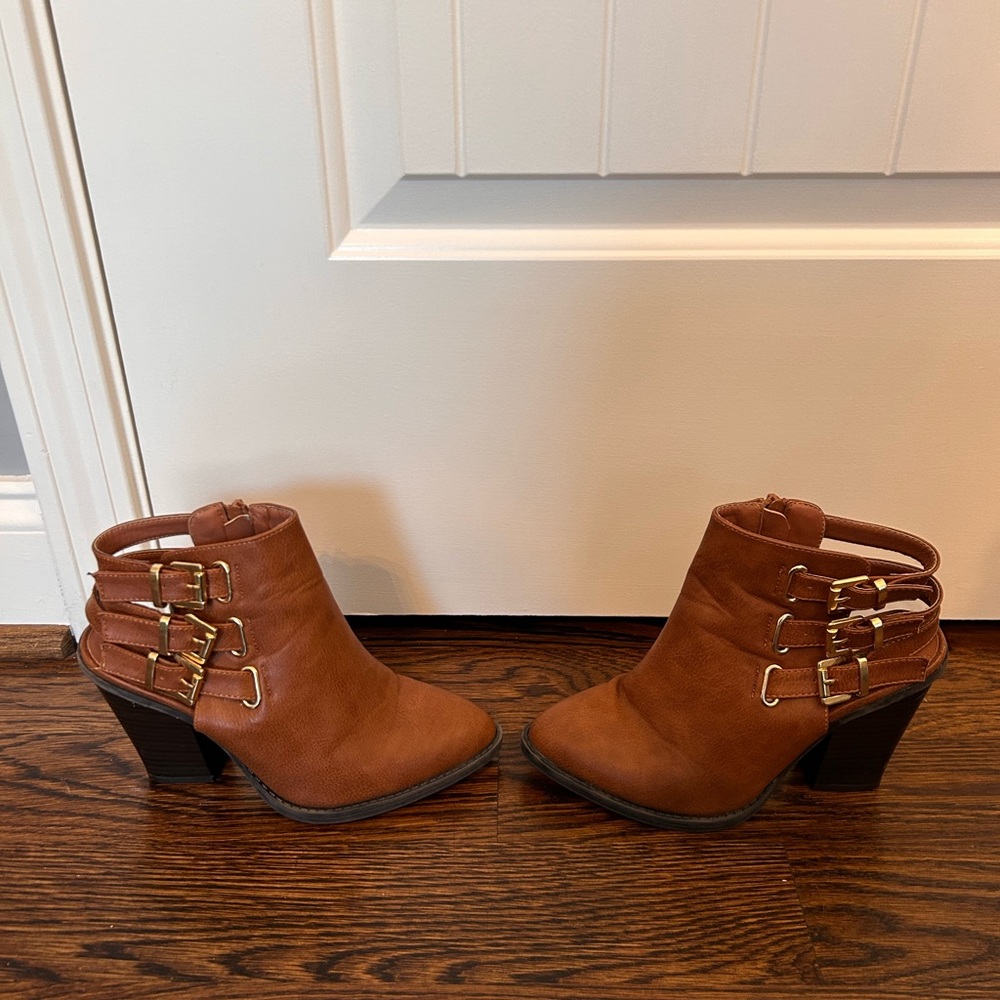 Wild Diva Dominic Ankle Boots 7